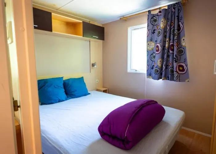 Camping 3 étoiles - Piscine - Ccbeed0 Mazères