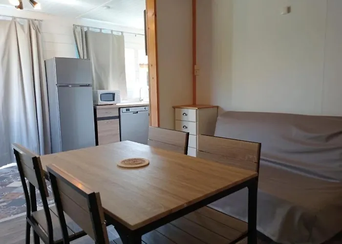 3 étoiles - Piscine - Ccbeed0 Camping *