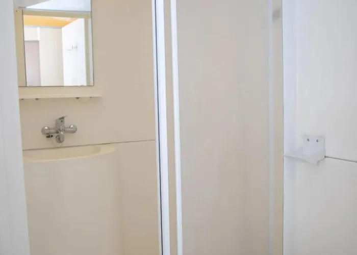 3 étoiles - Piscine - Ccbeed0 *