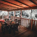 Campsite Zecamping 3chiens Acceptes Piscine En Bord De Riviere Avec Canoe *