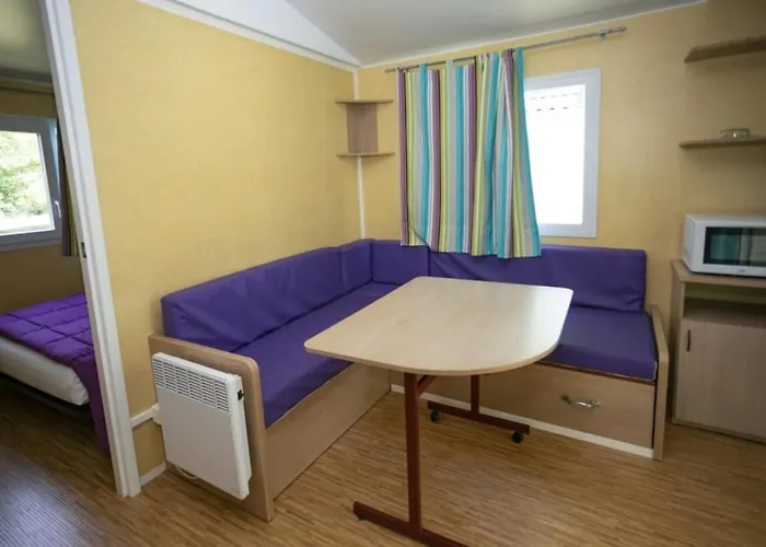 3 Etoiles - Piscine - Ccbeed0 Mazeres (Ariege)