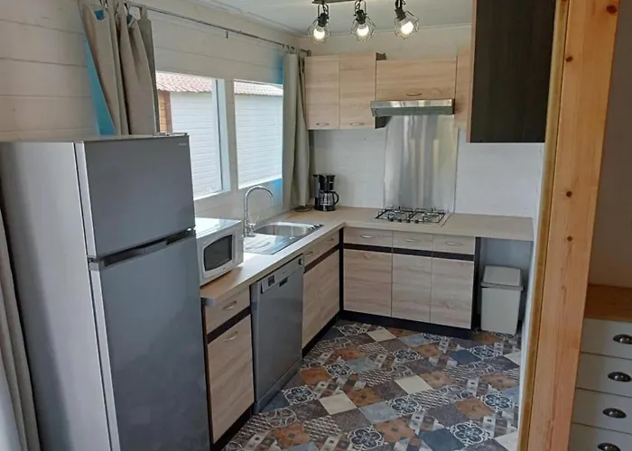 Campsite 3 Etoiles - Piscine - Ccbeed0 Mazeres (Ariege)