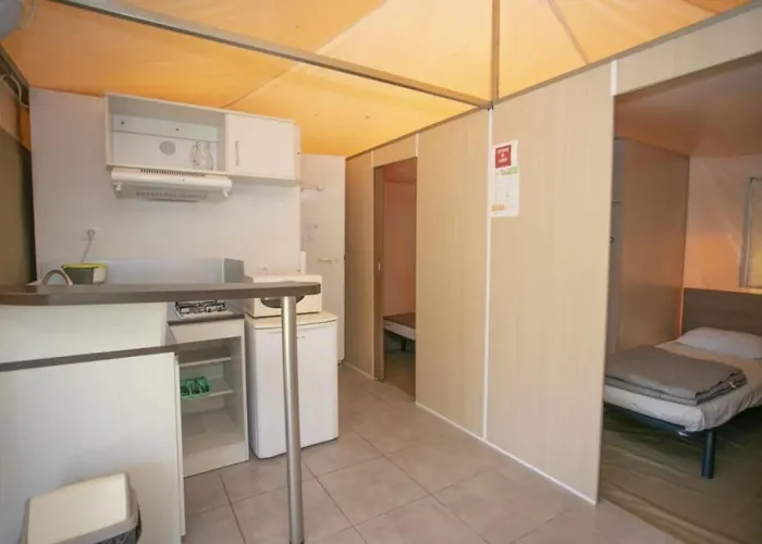 3 Etoiles - Piscine - Ccbeed0 Campsite Mazeres (Ariege)